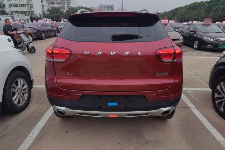Used Haval H2s 2018 1.5T Dual-Clutch Fashion Edition Rear