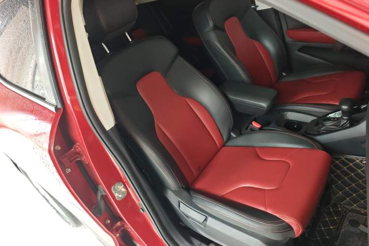 Used Haval H2s 2018 Blue Label 1.5T Dual-Clutch Fashion Edition Right Front Seat