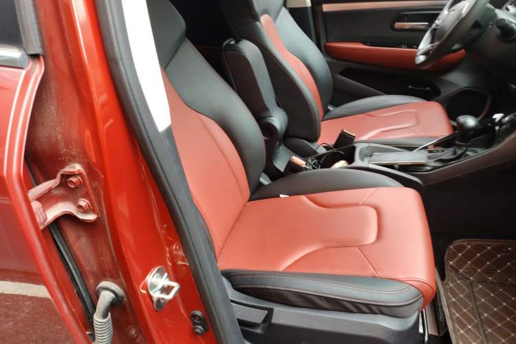Used Haval H2s 2018 1.5T Dual-Clutch Fashion Edition Right Front Seat