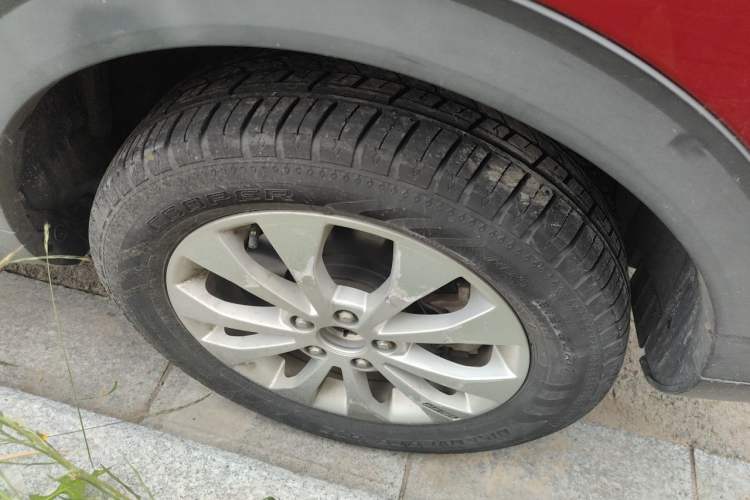 Used Haval H2s 2018 Blue Label 1.5T Dual-Clutch Elite Model Right Front Wheel Hub