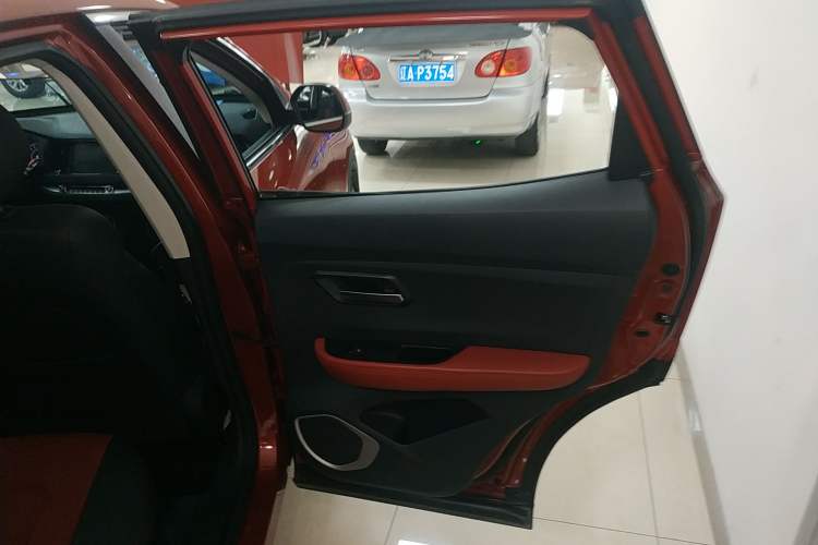 Used Haval H2s 2018 Blue Label 1.5T Dual-Clutch Fashion Edition Right Rear Door Interior