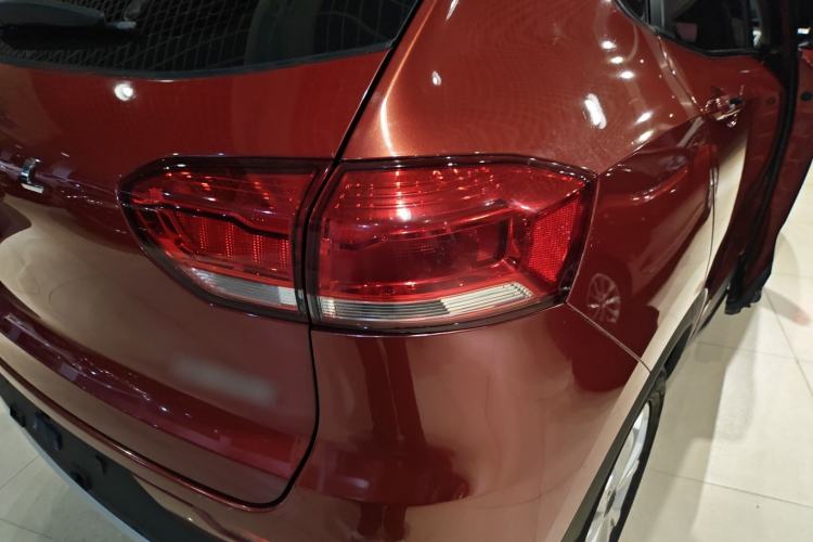 Used Haval H2s 2018 Red-Label 1.5T Dual-Clutch Elite Model Right Rear Taillight