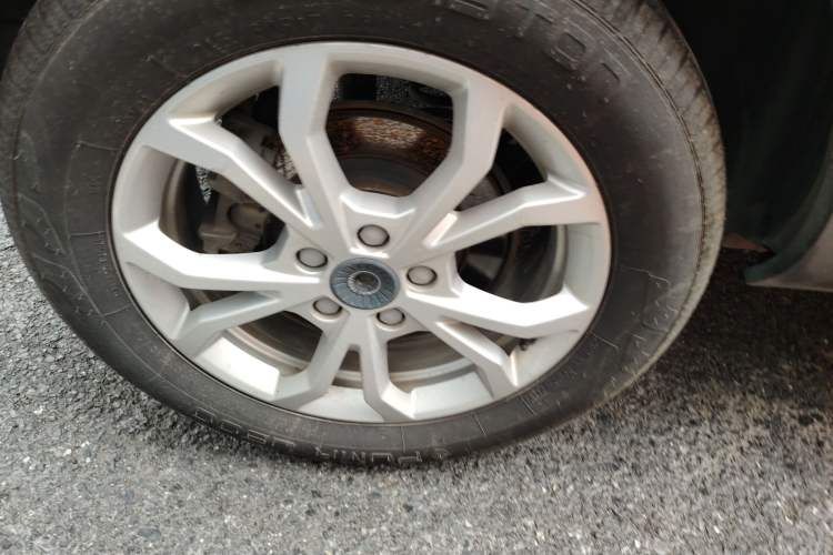 Used Haval H2s 2018 1.5T Dual-Clutch Fashion Edition Right Rear Wheel Hub