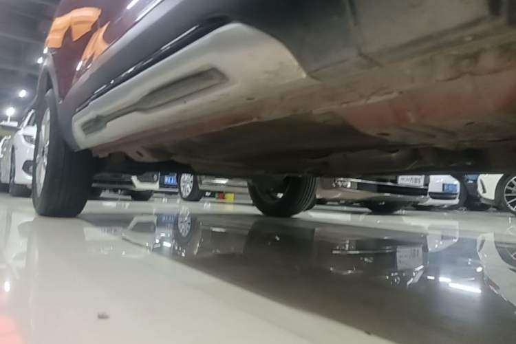 Used Haval H2s 2018 Red-Label 1.5T Dual-Clutch Elite Model Right Side Sill