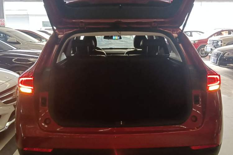 Used Haval H2s 2018 Blue Label 1.5T Manual Fashion Edition Trunk