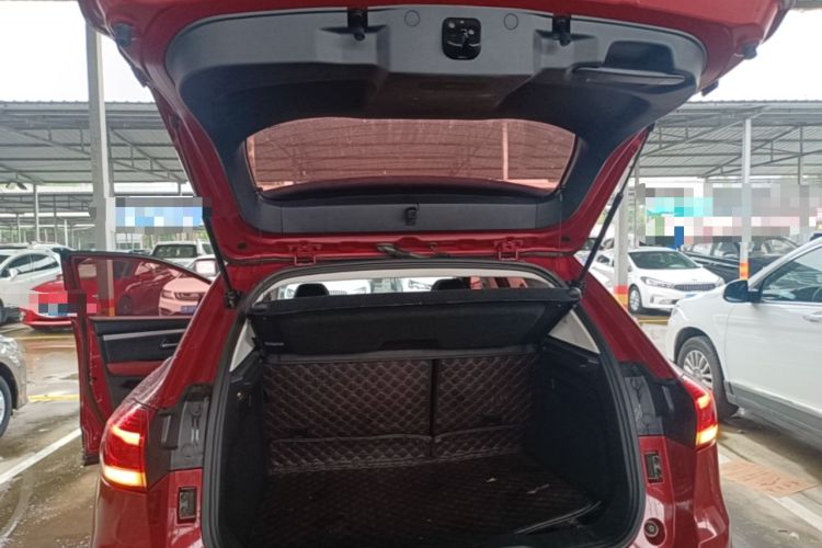 Used Haval H2s 2018 Red-Label 1.5T Dual-Clutch Luxury Model Trunk