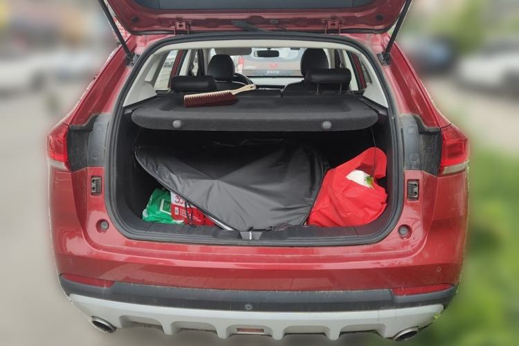 Used Haval H2s 2018 Blue Label 1.5T Dual-Clutch Elite Model Trunk