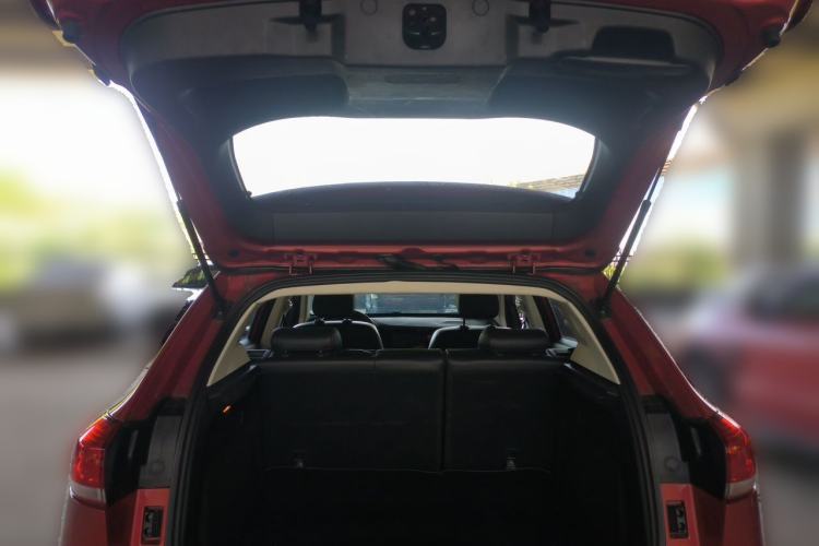 Used Haval H2s 2018 Red-Label 1.5T Manual Comfort Model Trunk
