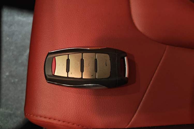 Used Haval H2s 2018 Red-Label 1.5T Dual-Clutch Elite Model Vehicle Key