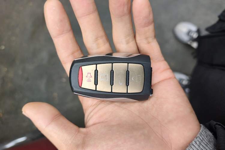 Used Haval H2s 2018 Blue Label 1.5T Dual-Clutch Elite Model Vehicle Key