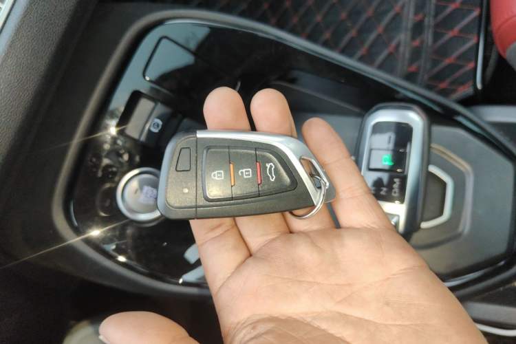 Used Haval H2s 2018 Blue Label 1.5T Dual-Clutch Elite Model Vehicle Key