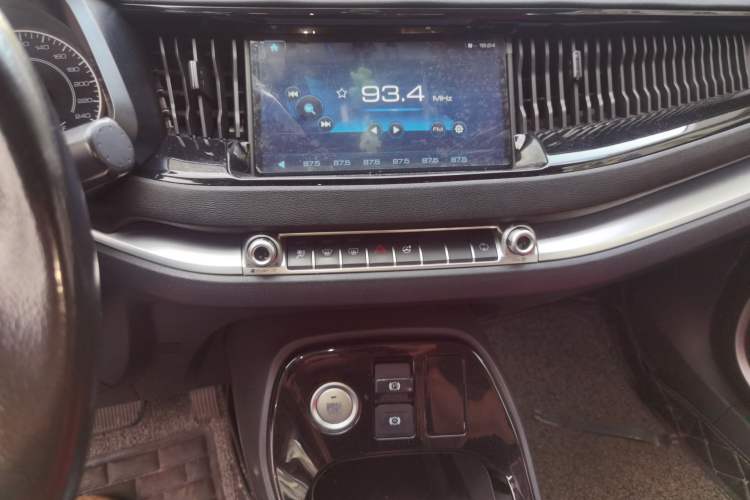 Used Haval H2s 2018 Blue Label 1.5T Dual-Clutch Elite Model Audio And AC Panel