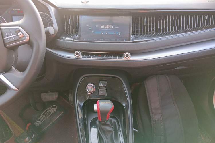 Used Haval H2s 2018 Red-Label 1.5T Dual-Clutch ZhiShang Model Audio And AC Panel