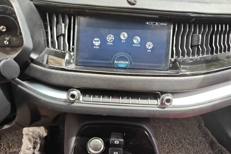 Used Haval H2s 2018 Red-Label 1.5T Dual-Clutch ZhiShang Model Audio And AC Panel