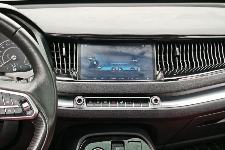 Used Haval H2s 2018 Red-Label 1.5T Manual Elite Model Audio And AC Panel