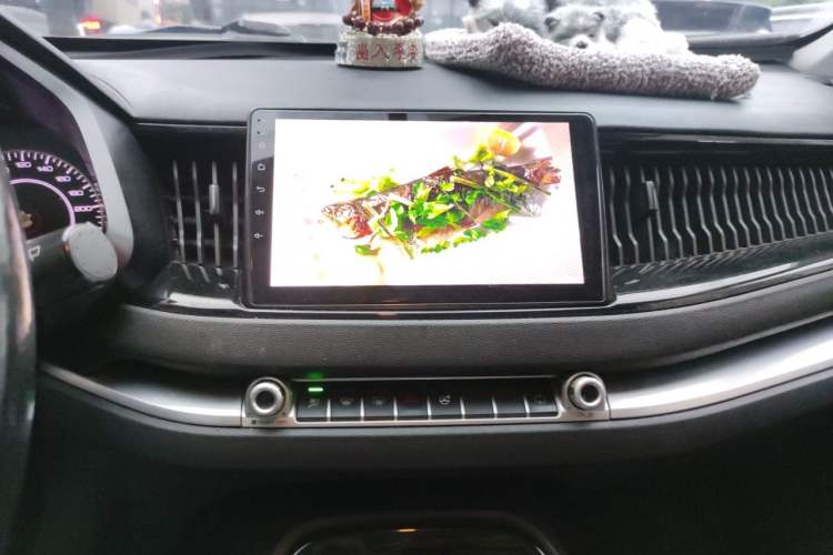 Used Haval H2s 2018 Blue Label 1.5T Dual-Clutch Elite Model Audio And AC Panel