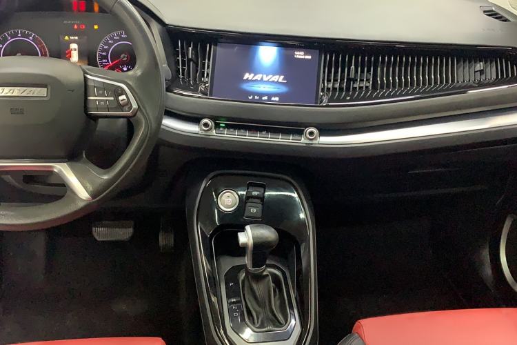 Used Haval H2s 2018 1.5T Dual-Clutch Fashion Edition Audio And AC Panel