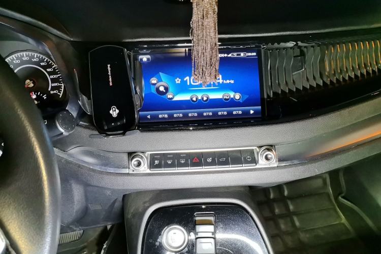Used Haval H2s 2018 Red-Label 1.5T Dual-Clutch ZhiShang Model Audio And AC Panel