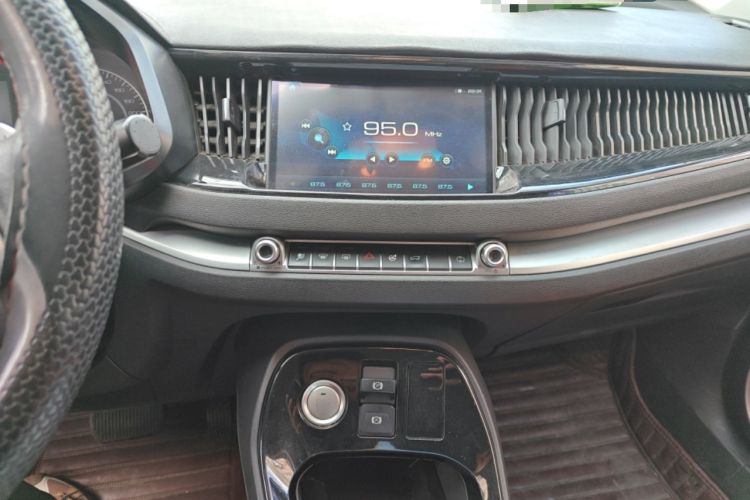 Used Haval H2s 2018 Red-Label 1.5T Dual-Clutch Elite Model Audio And AC Panel
