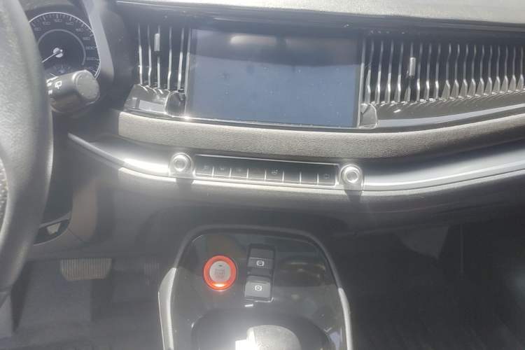 Used Haval H2s 2018 Blue Label 1.5T Dual-Clutch ZhiShang Model Audio And AC Panel