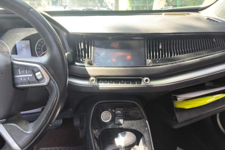 Used Haval H2s 2018 Blue Label 1.5T Dual-Clutch Fashion Edition Audio And AC Panel