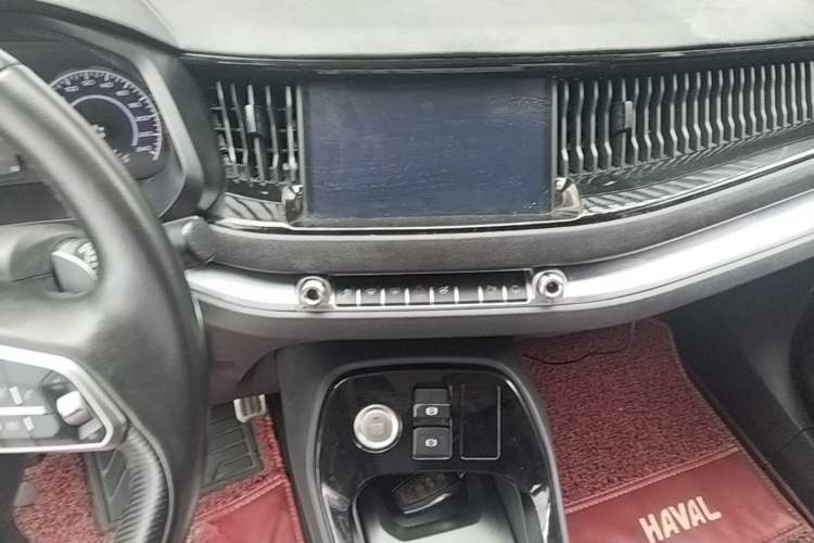 Used Haval H2s 2018 Blue Label 1.5T Dual-Clutch Luxury Model Audio And AC Panel