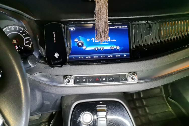 Used Haval H2s 2018 Red-Label 1.5T Dual-Clutch ZhiShang Model Audio And AC Panel