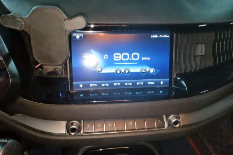 Used Haval H2s 2018 Blue Label 1.5T Dual-Clutch Fashion Edition Audio And AC Panel