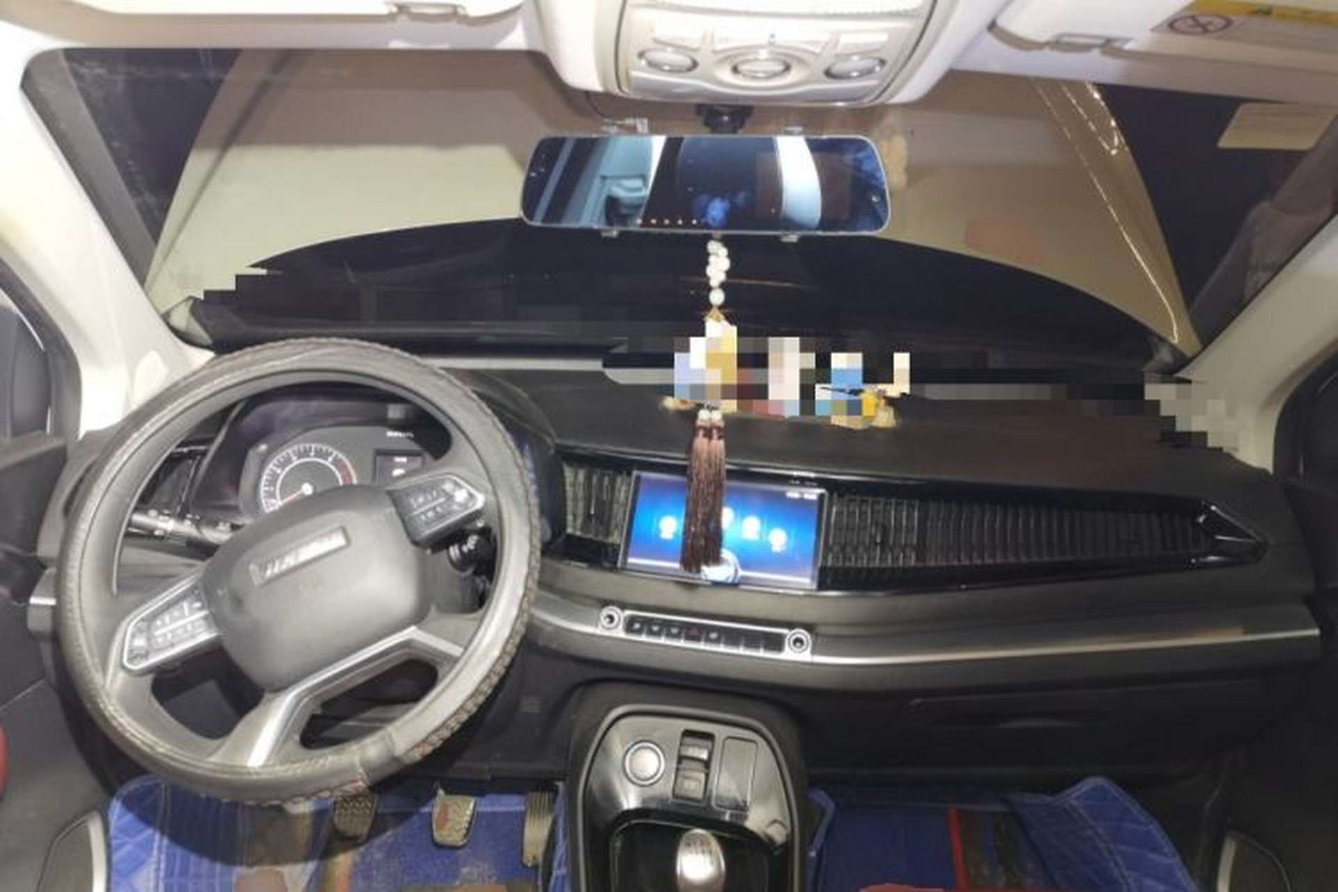 Used Haval H2s 2018 Blue Label 1.5T Manual Comfort Model Center Console