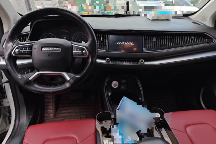 Used Haval H2s 2018 Red-Label 1.5T Dual-Clutch Elite Model Center Console