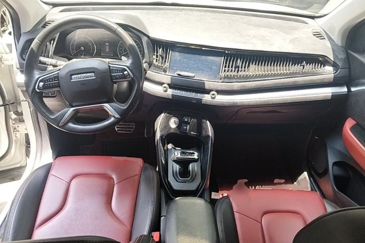 Used Haval H2s 2018 Blue Label 1.5T Dual-Clutch Luxury Model Center Console
