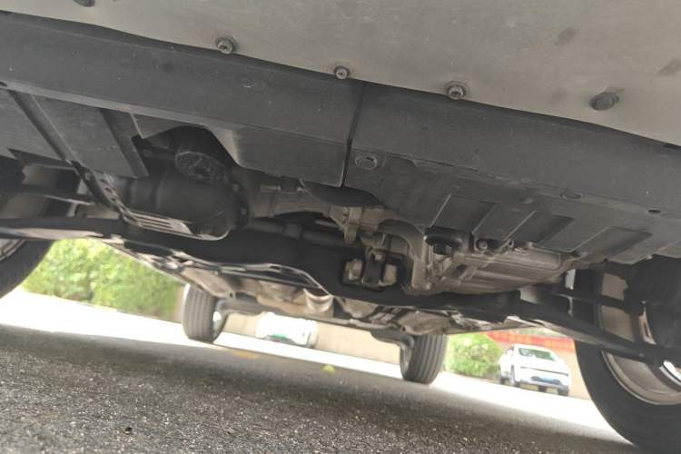 Used Haval H2s 2018 Red-Label 1.5T Dual-Clutch ZhiShang Model Chassis Front