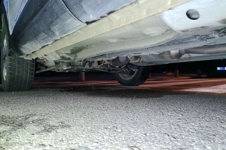 Used Haval H2s 2018 Red-Label 1.5T Dual-Clutch ZhiShang Model Chassis Rear Left