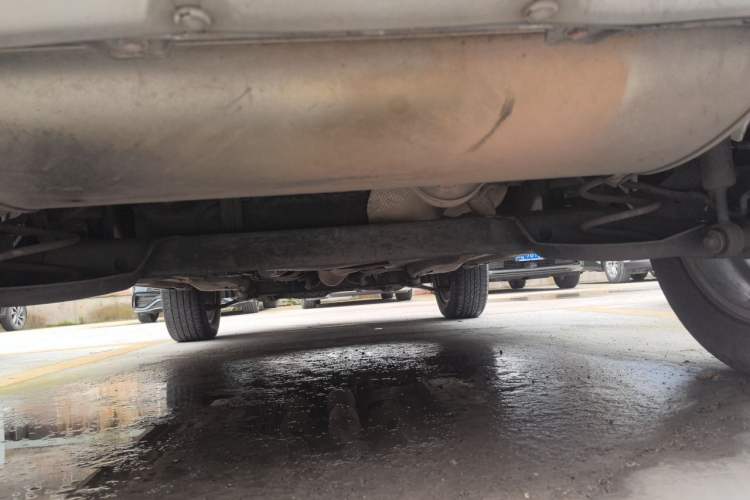 Used Haval H2s 2018 Blue Label 1.5T Dual-Clutch ZhiShang Model Chassis Rear