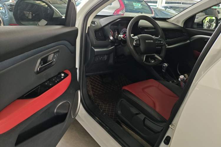 Used Haval H2s 2018 Blue Label 1.5T Dual-Clutch Fashion Edition Driver Seat