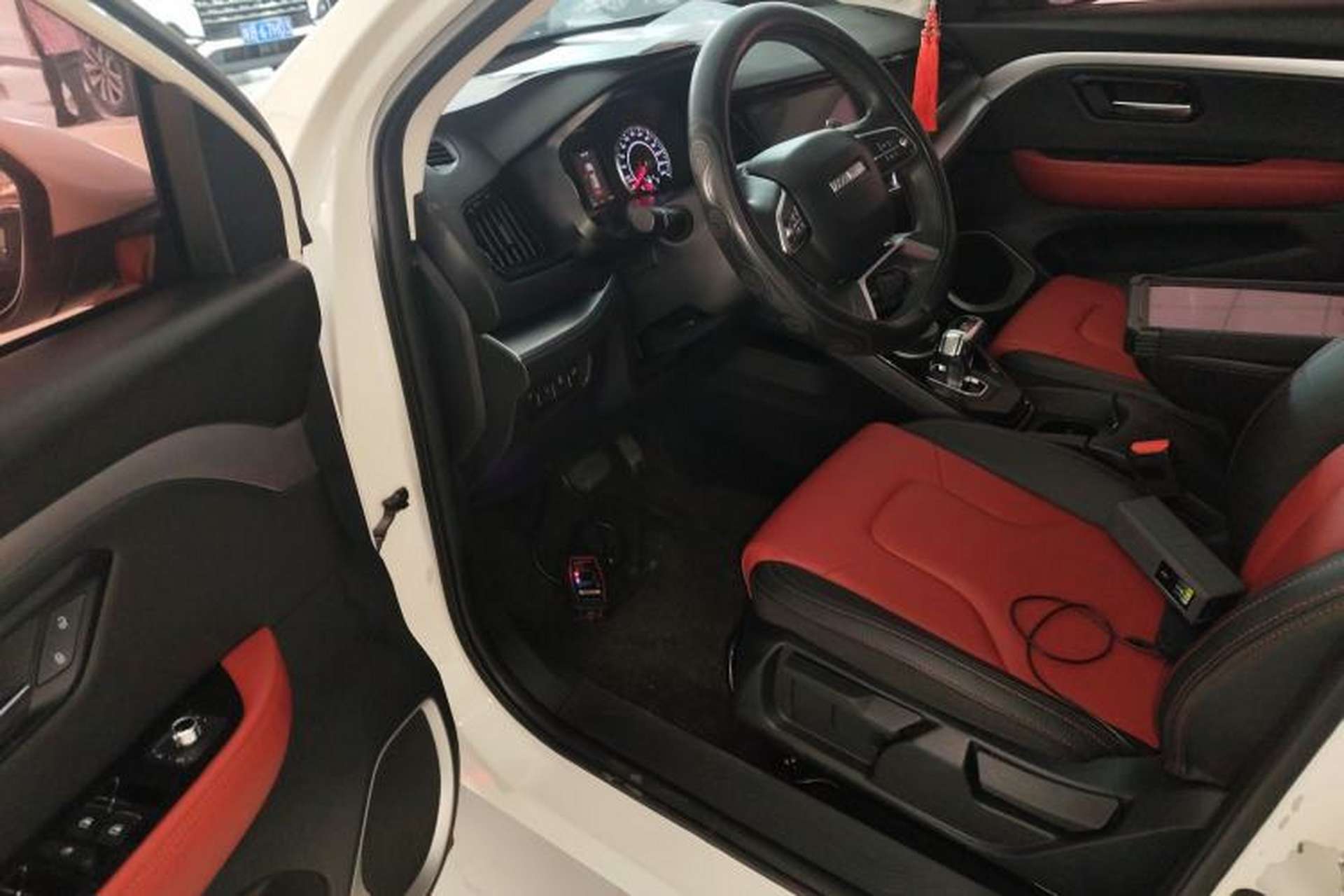 Used Haval H2s 2018 Red-Label 1.5T Dual-Clutch Comfort Model Driver Seat