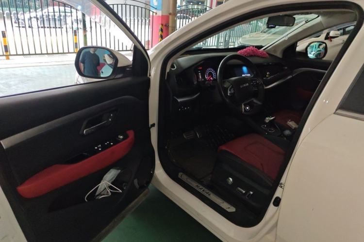 Used Haval H2s 2018 Red-Label 1.5T Dual-Clutch Luxury Model Driver Seat
