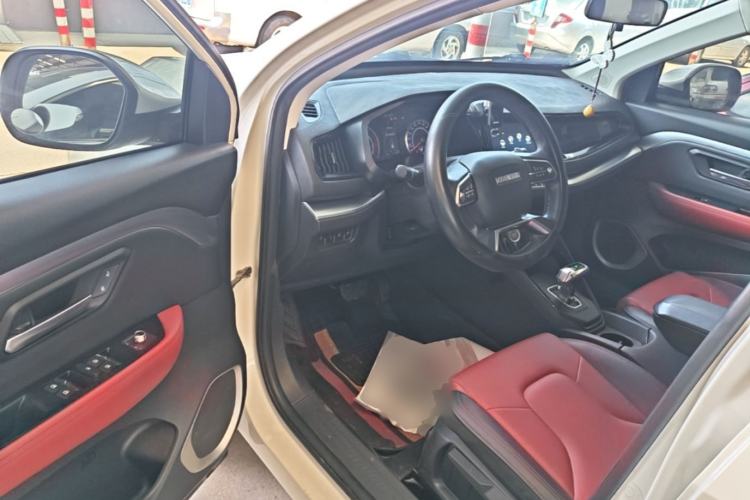 Used Haval H2s 2018 Red-Label 1.5T Dual-Clutch Comfort Model Driver Seat