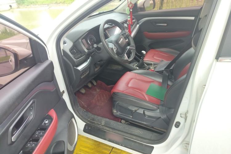 Used Haval H2s 2018 1.5T Manual Fashion Model Driver Seat
