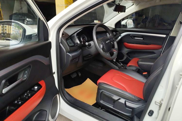 Used Haval H2s 2018 Blue Label 1.5T Dual-Clutch Fashion Edition Driver Seat