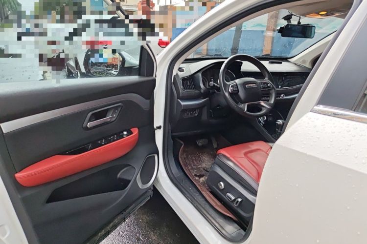Used Haval H2s 2018 Red-Label 1.5T Dual-Clutch ZhiShang Model Driver Seat