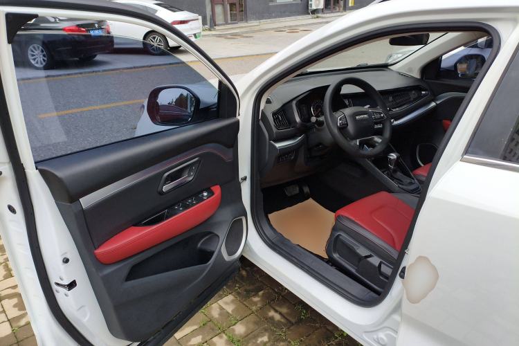 Used Haval H2s 2018 1.5T Dual-Clutch Fashion Edition Driver Seat
