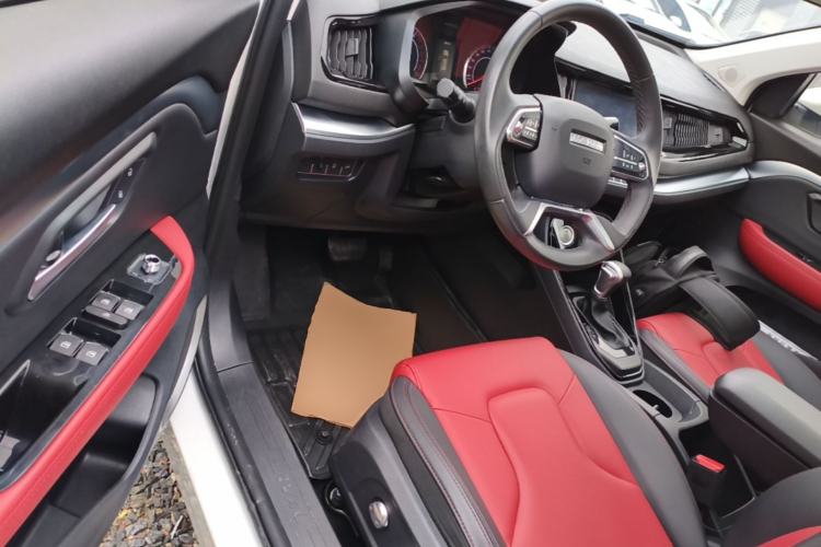 Used Haval H2s 2018 Blue Label 1.5T Dual-Clutch ZhiShang Model Driver Seat