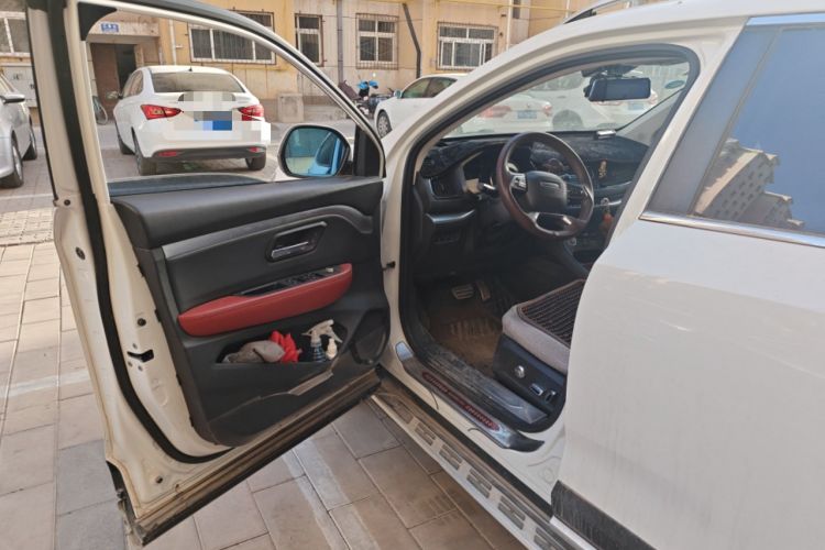 Used Haval H2s 2018 Red-Label 1.5T Dual-Clutch Luxury Model Driver Seat