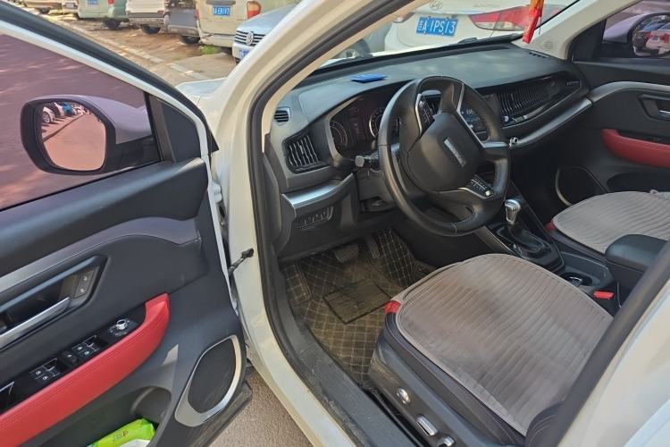 Used Haval H2s 2018 Blue Label 1.5T Dual-Clutch ZhiShang Model Driver Seat