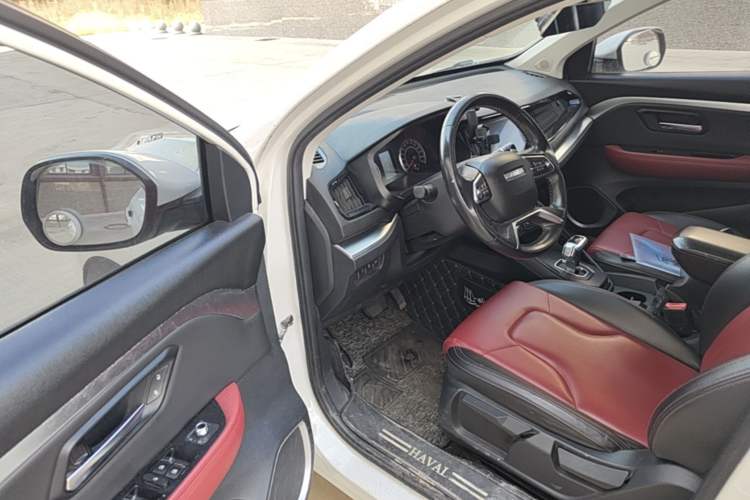Used Haval H2s 2018 Red-Label 1.5T Dual-Clutch Elite Model Driver Seat
