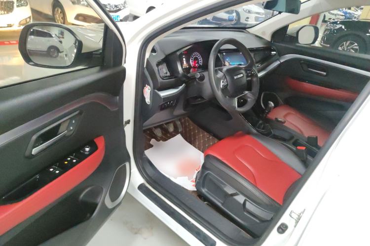 Used Haval H2s 2018 Red-Label 1.5T Manual Fashion Edition Driver Seat