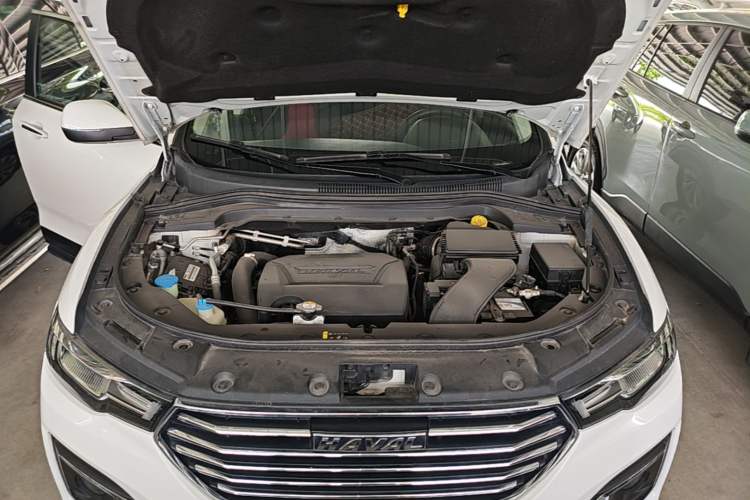 Used Haval H2s 2018 Blue Label 1.5T Dual-Clutch Fashion Edition Engine Bay