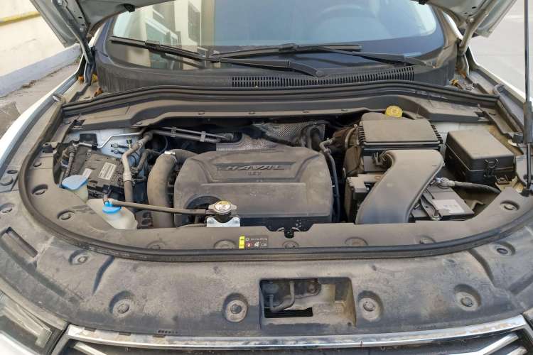 Used Haval H2s 2018 Blue Label 1.5T Manual Fashion Edition Engine Bay