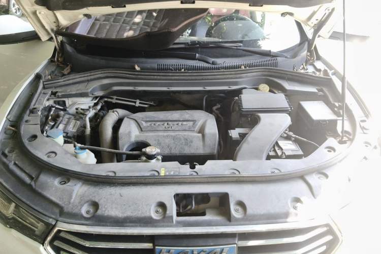 Used Haval H2s 2018 Blue Label 1.5T Dual-Clutch ZhiShang Model Engine Bay